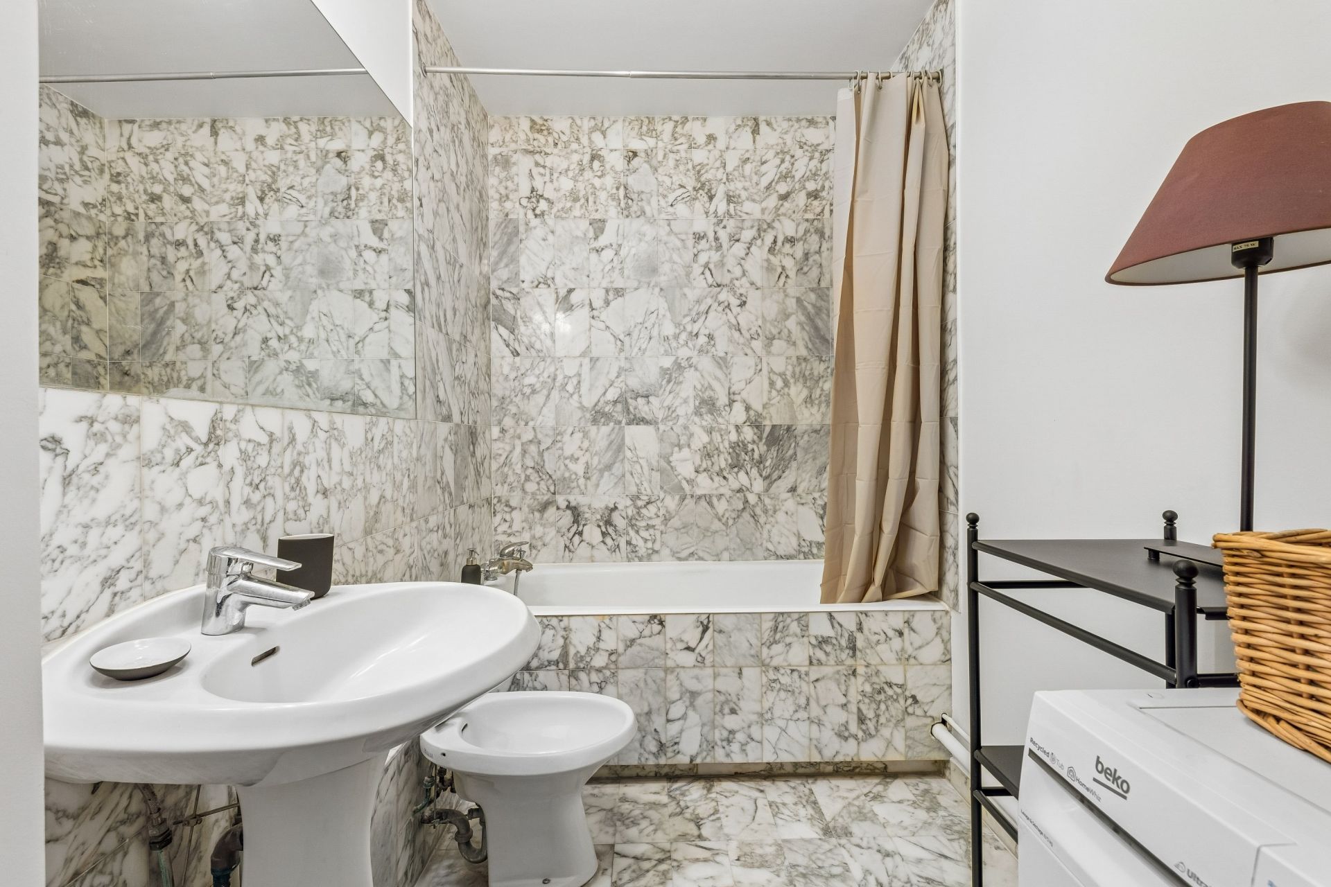 apartment 2 Rooms for sale on PARIS (75007)