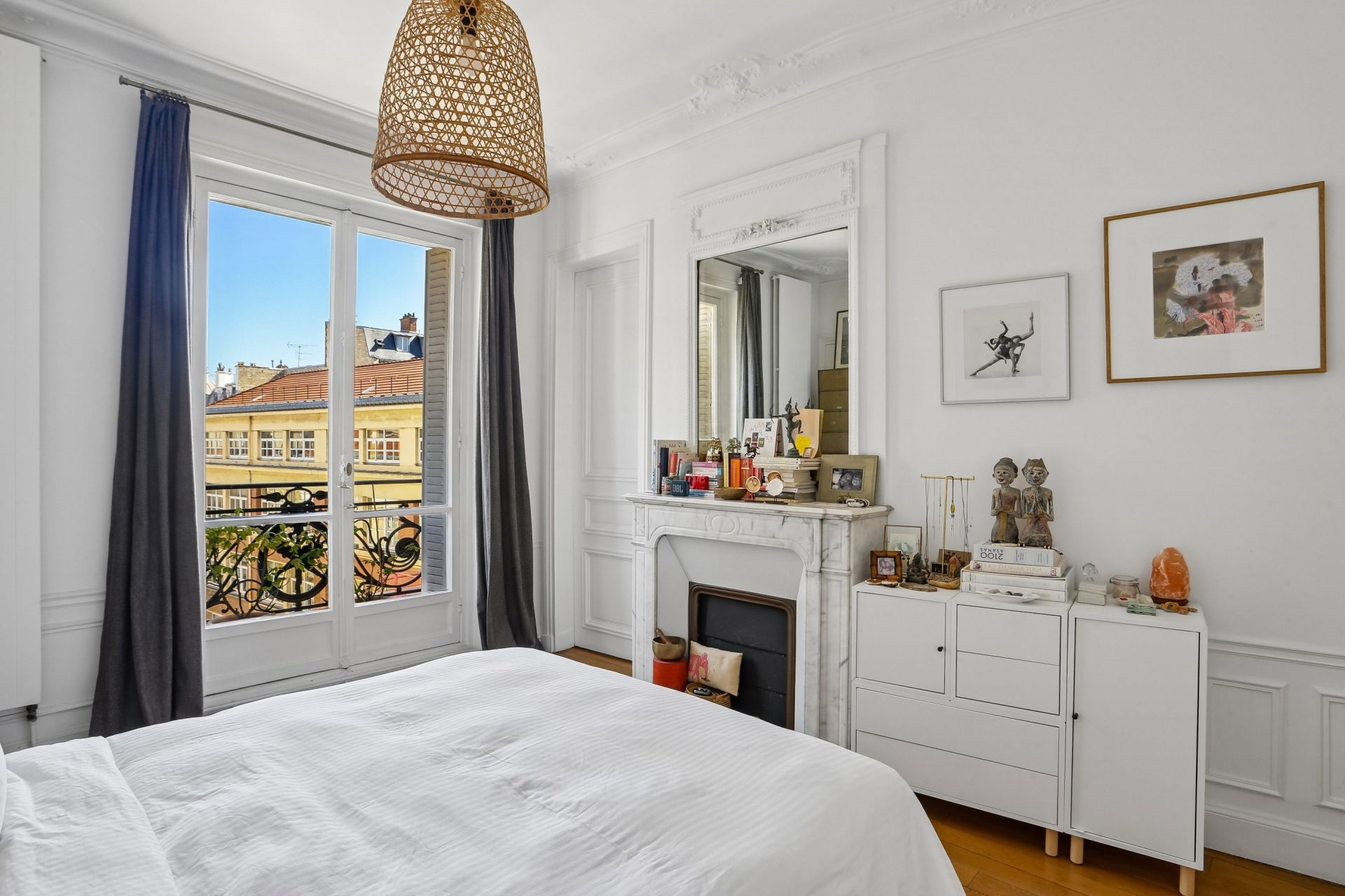 apartment 4 Rooms for sale on PARIS (75017)