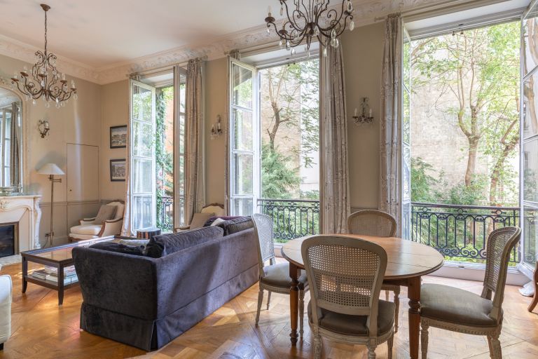 apartment 3 Rooms for sale on PARIS (75006)