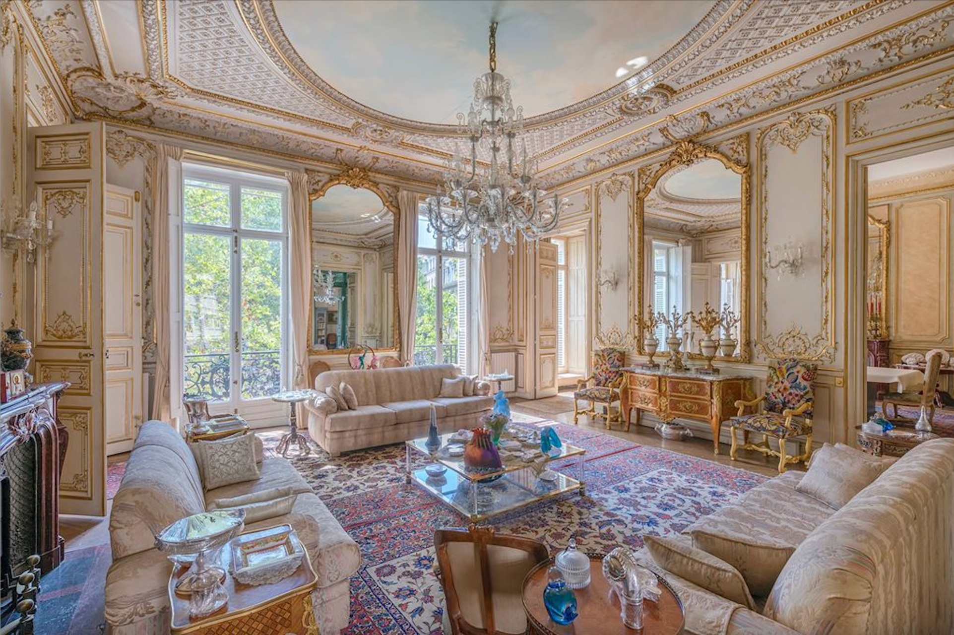apartment 10 Rooms for sale on PARIS (75008)