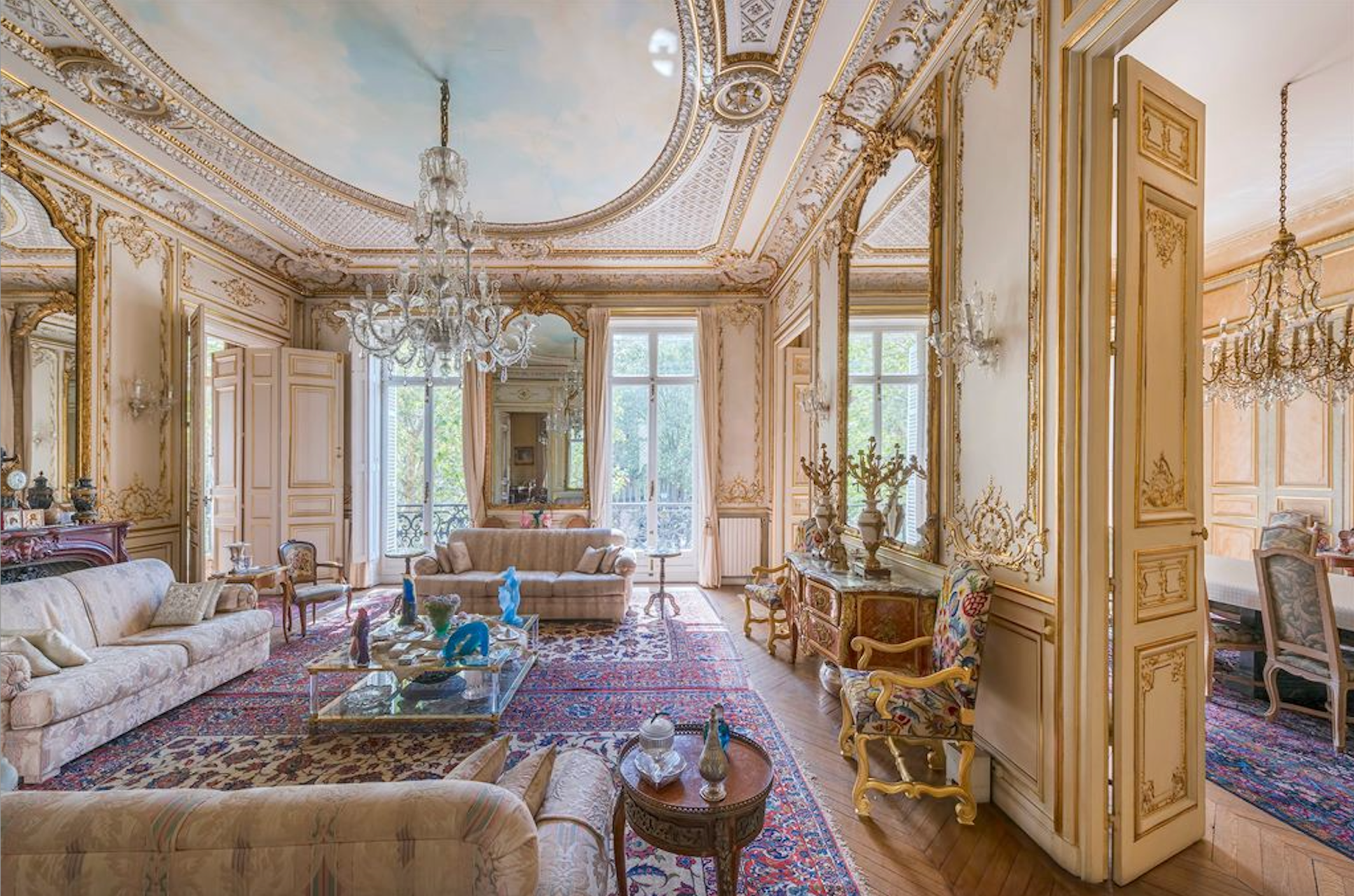apartment 10 Rooms for sale on PARIS (75008)
