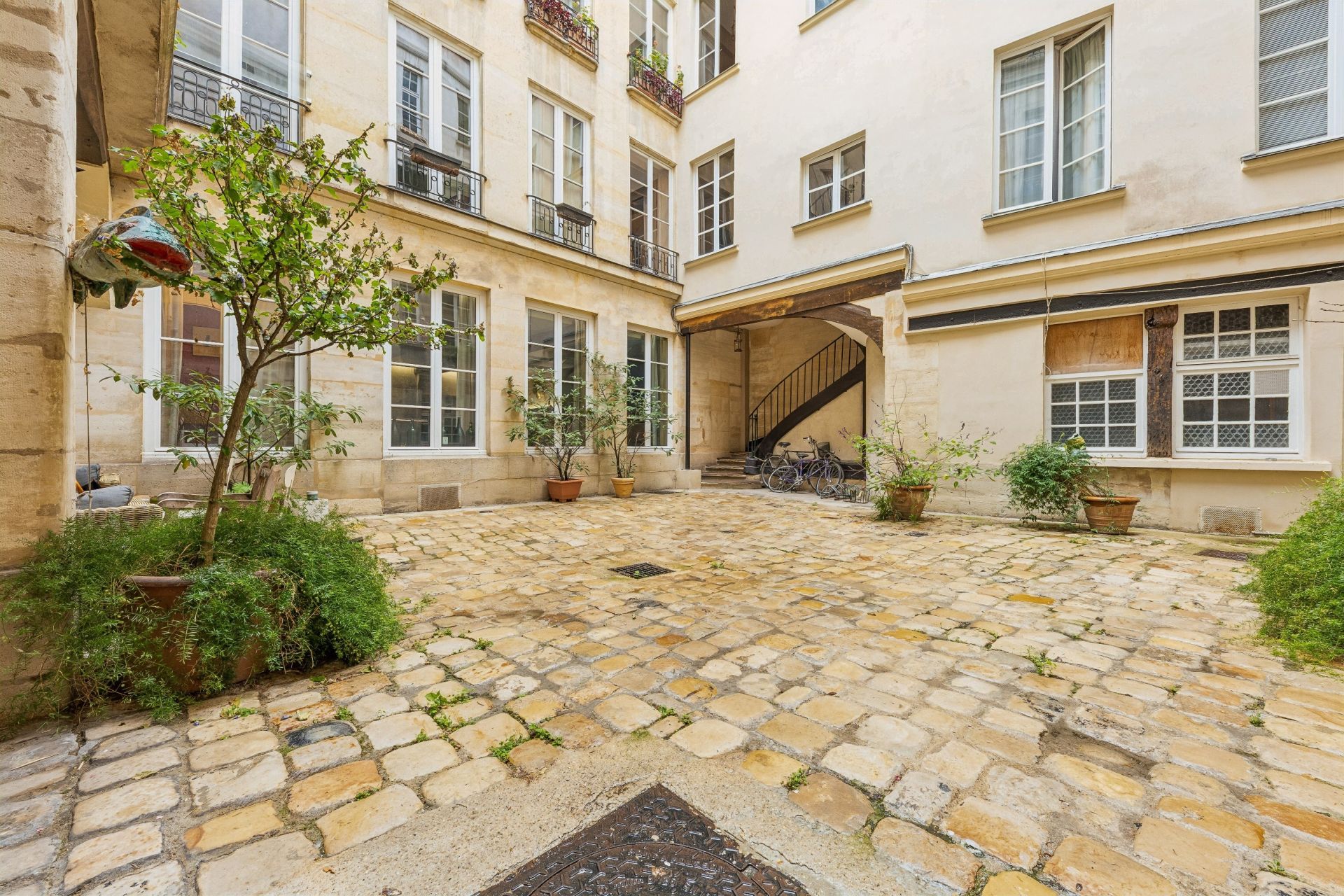 appartement 5 Pièces en vente sur PARIS (75004)