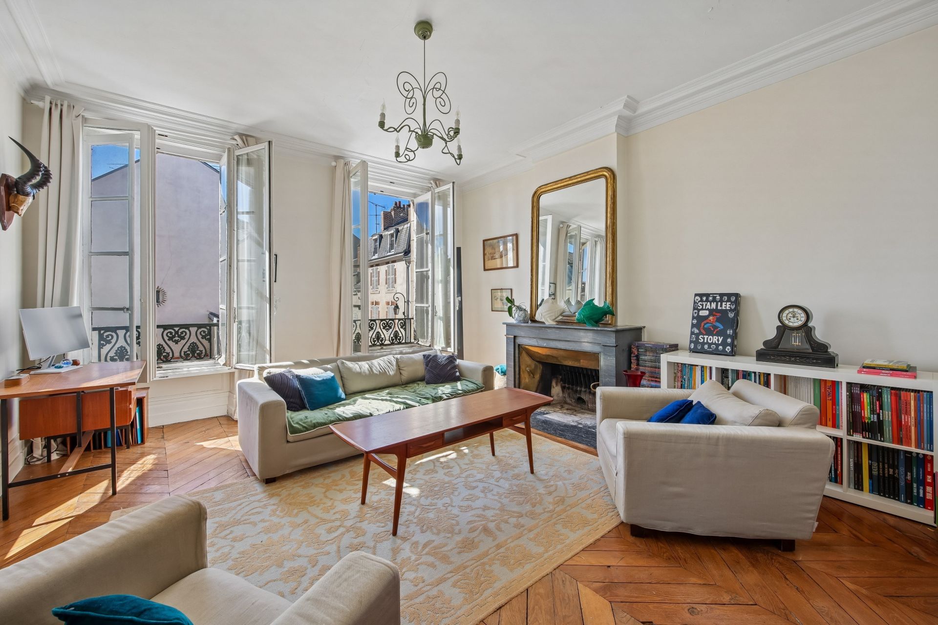 townhouse 10 Rooms for sale on ORLEANS (45000)