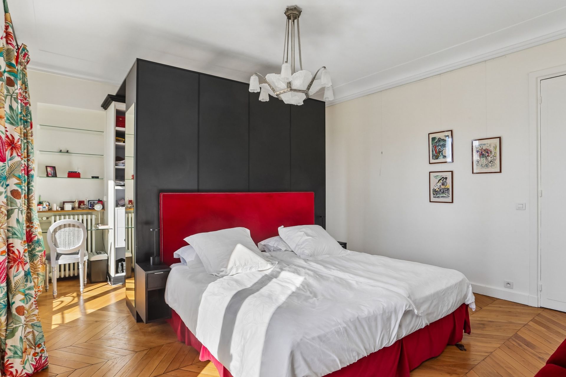 apartment 7 Rooms for sale on PARIS (75006)