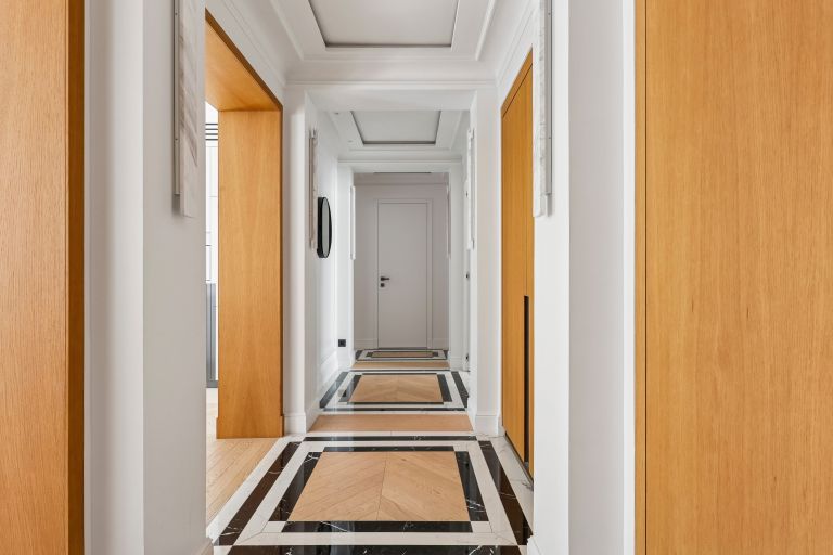 apartment 4 Rooms for rent on PARIS (75008)