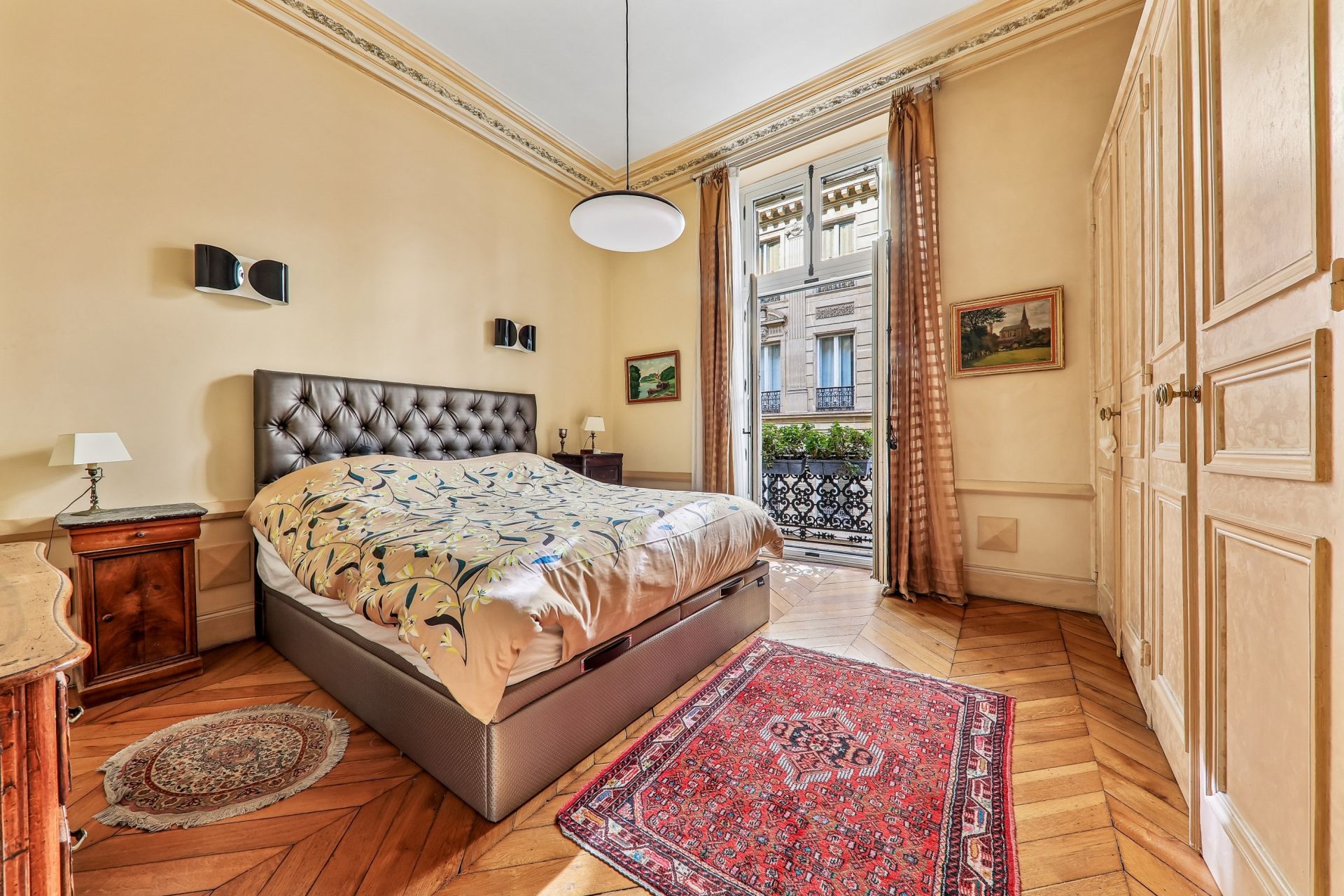 appartement 6 Pièces en vente sur PARIS (75008)