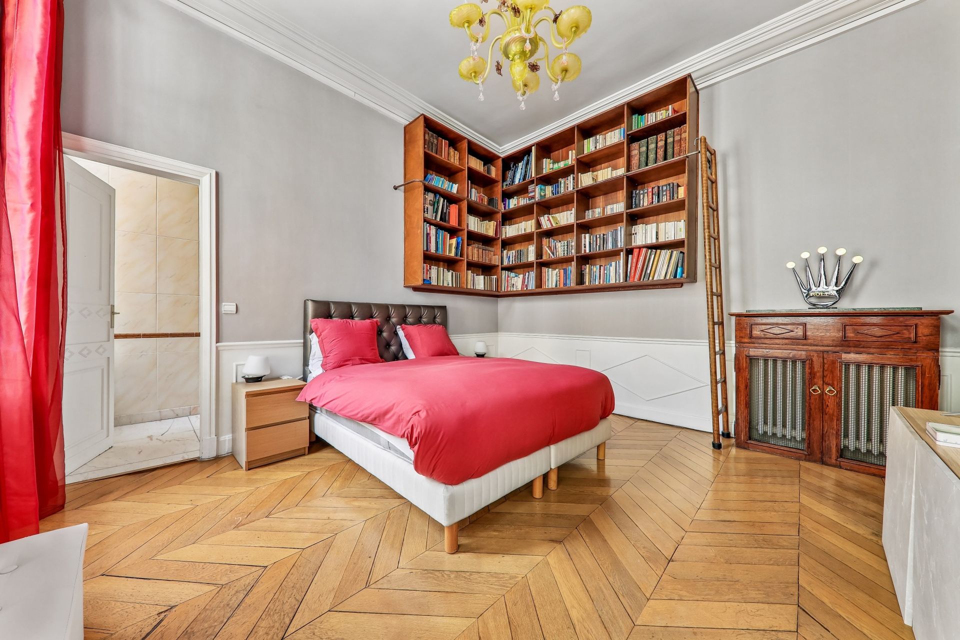 appartement 6 Pièces en vente sur PARIS (75008)