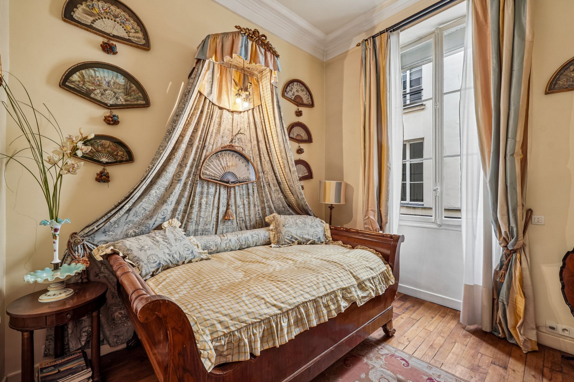 appartement 4 Pièces en vente sur PARIS (75007)