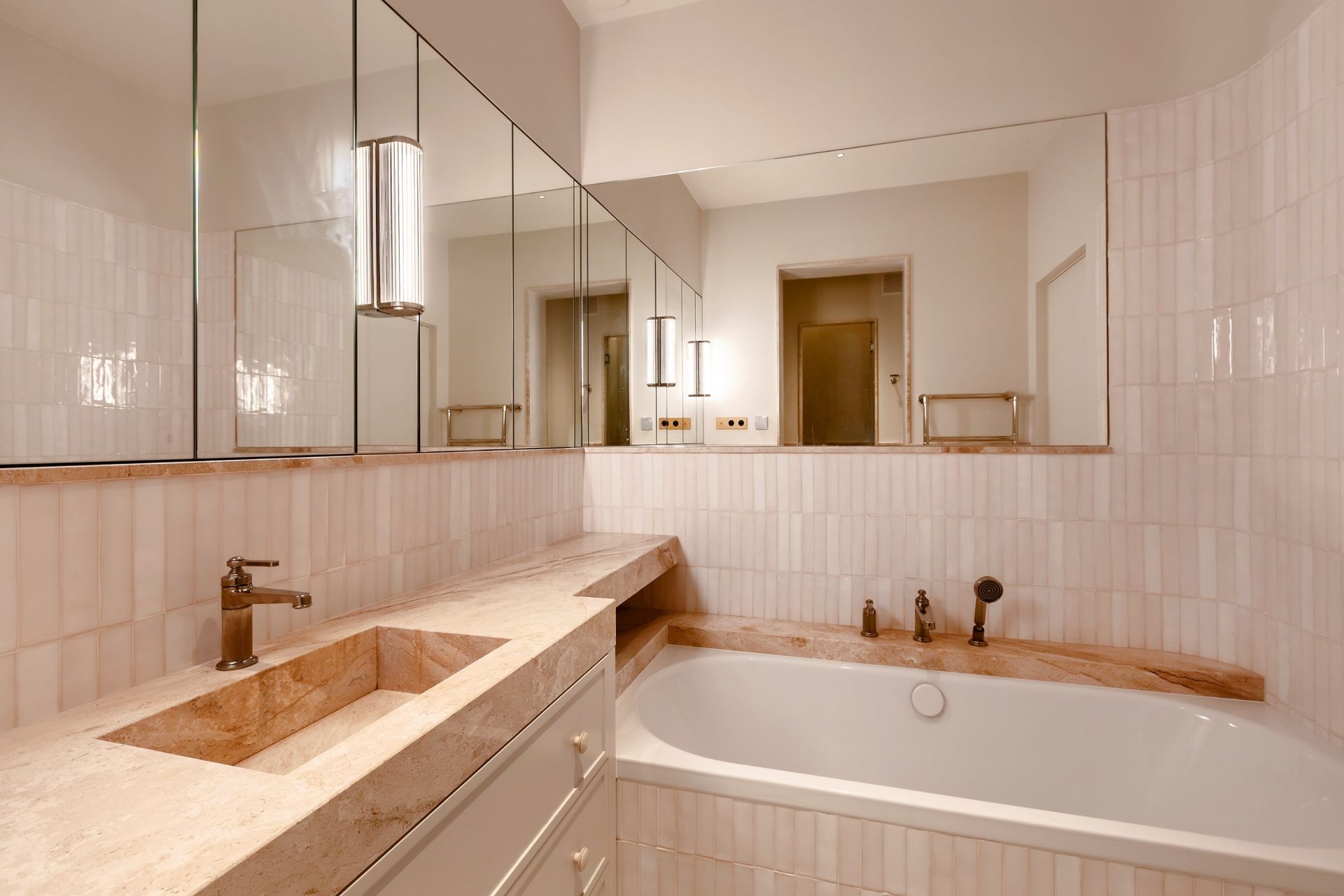 appartement 6 Pièces en vente sur PARIS (75116)