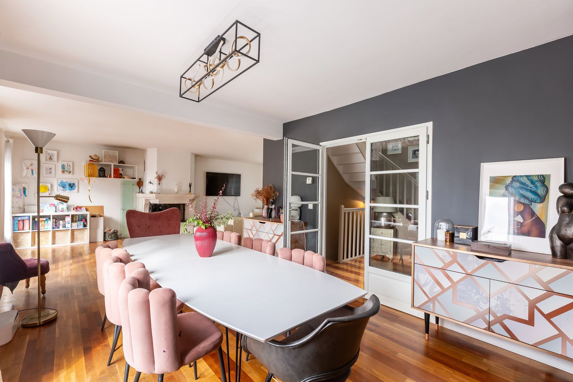 house 10 Rooms for sale on TRIEL SUR SEINE (78510)