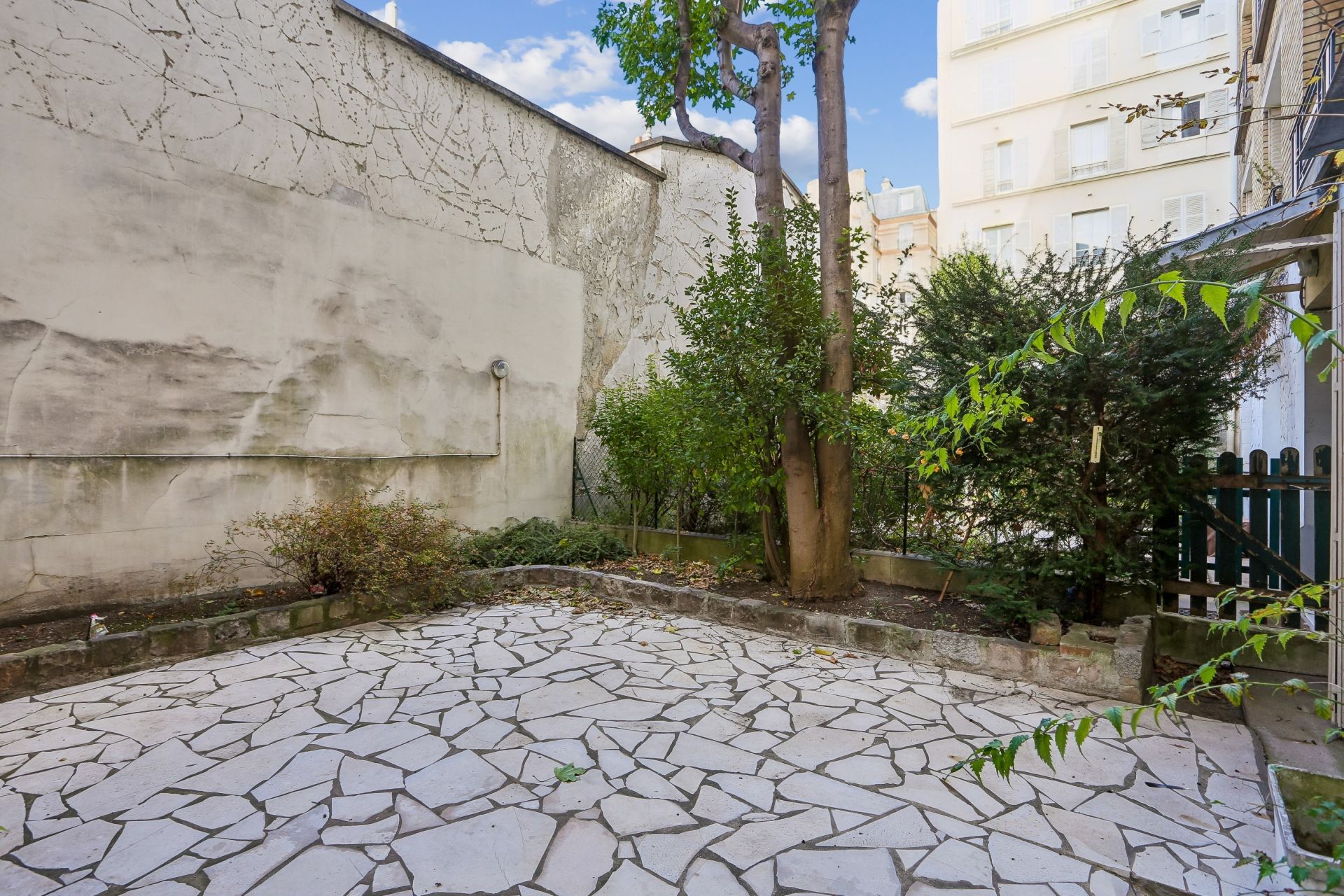 apartment 2 Rooms for sale on PARIS (75016)