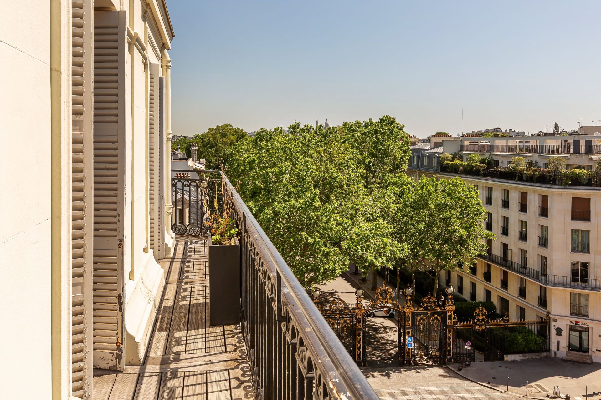 appartement 17 Pièces en location sur PARIS (75008)