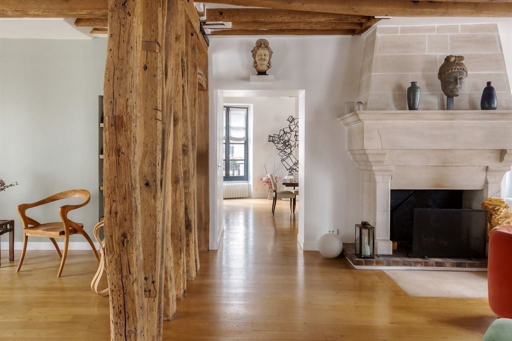 appartement 8 Pièces en location sur PARIS (75003)