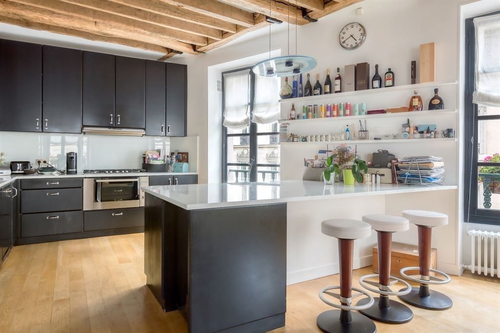 appartement 8 Pièces en location sur PARIS (75003)