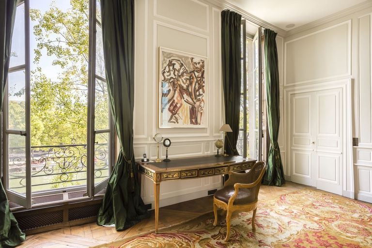 QUAI DE BOURBON - 117 SQM.