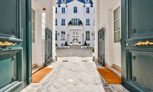 Parisian Houses & Hôtels Particuliers